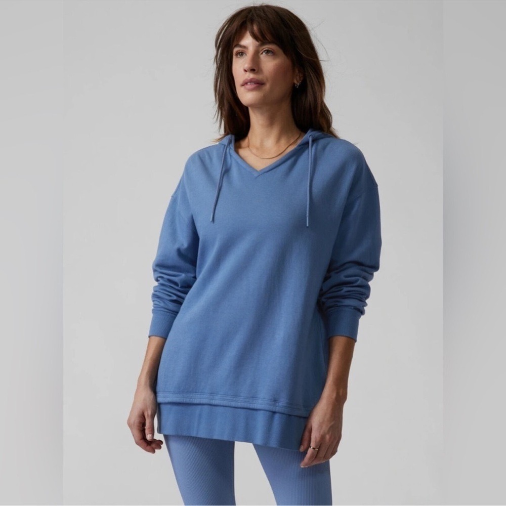 ATHLETA Sundown Alliance Hoodie Oversized Cottage Blue Athleisure Loungewear S